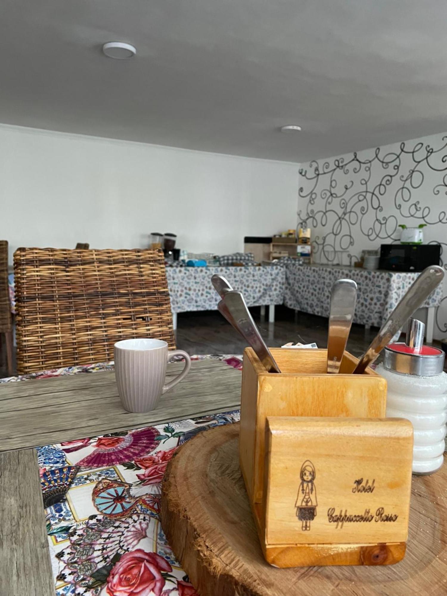 Hotel Cappuccetto Rosso Lusciano المظهر الخارجي الصورة
